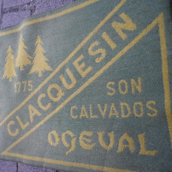 Ancien Tapis de Bar Clacquesin Calvados Apéritif Comptoir Estaminet Bistrot Tapis de Jeux