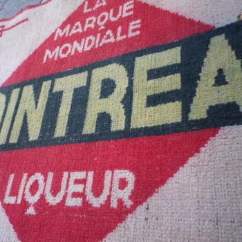 Ancien Tapis de Bar Cointreau Liqueur La Marque Mondiale Apéritif Comptoir Estaminet Bistrot Tapis de Jeux