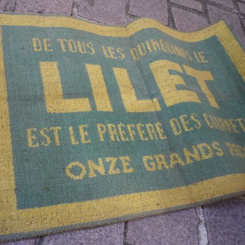 Ancien Tapis de Bar Lilet Quinquinas Apéritif Comptoir Estaminet Bistrot Tapis de Jeux
