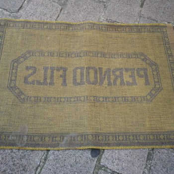 Ancien Tapis de Bar Pernod Fils Apéritif Comptoir Estaminet Bistrot Tapis de Jeux