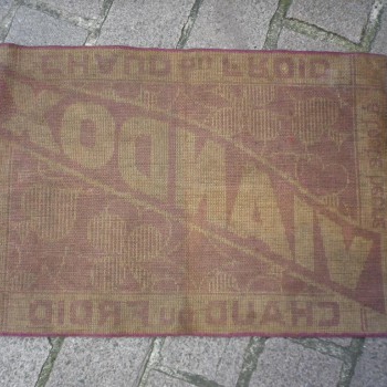 Ancien Tapis de Bar Viandox Beige Bordeaux Apéritif Comptoir Estaminet Bistrot Tapis de Jeux