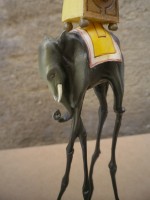 Figurine de Dali "La tentation de St antoine" l'Elephant